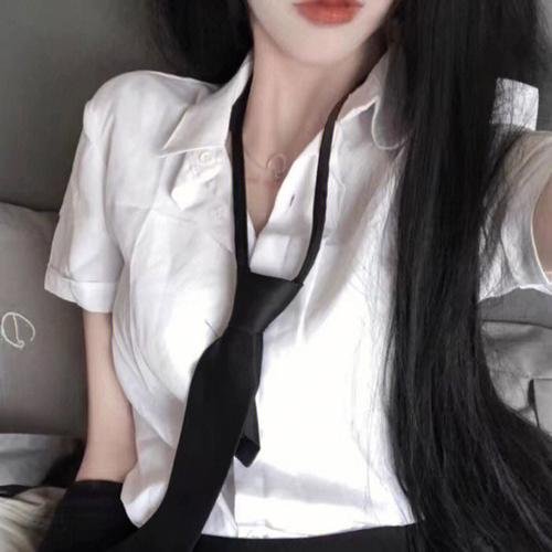 夏日午后的初缠爱恋